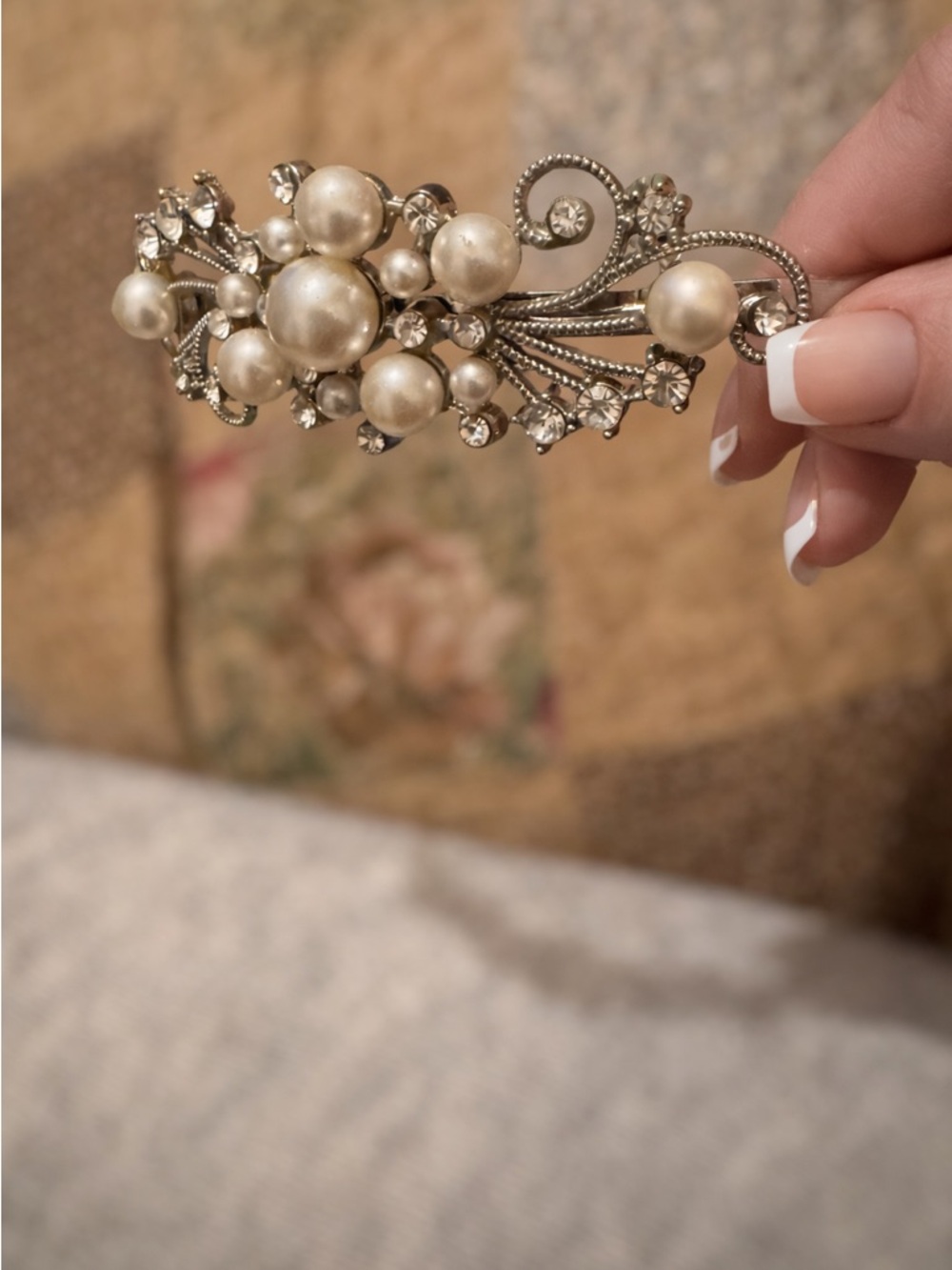 Vintage Y2K Faux Pearl & Rhinestone Bridal Hair Headband - Picture 2 of 5